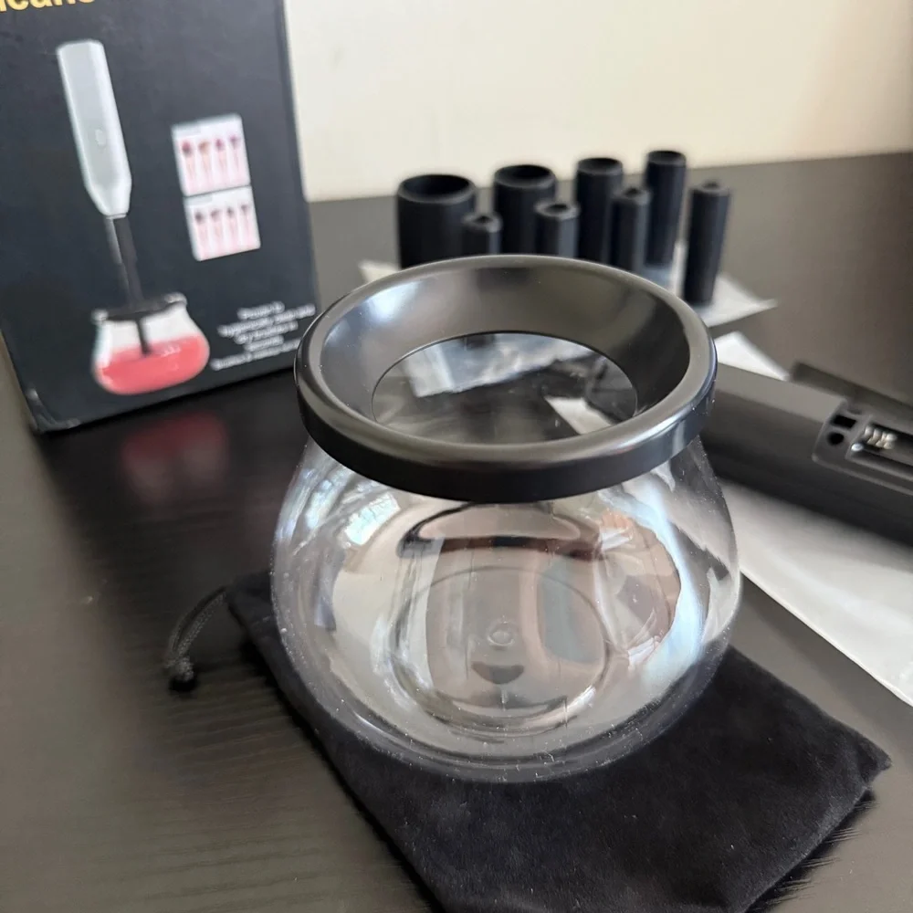 Fashion Poshers makeup brush